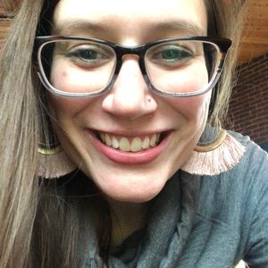 Meet your Posher, Kari